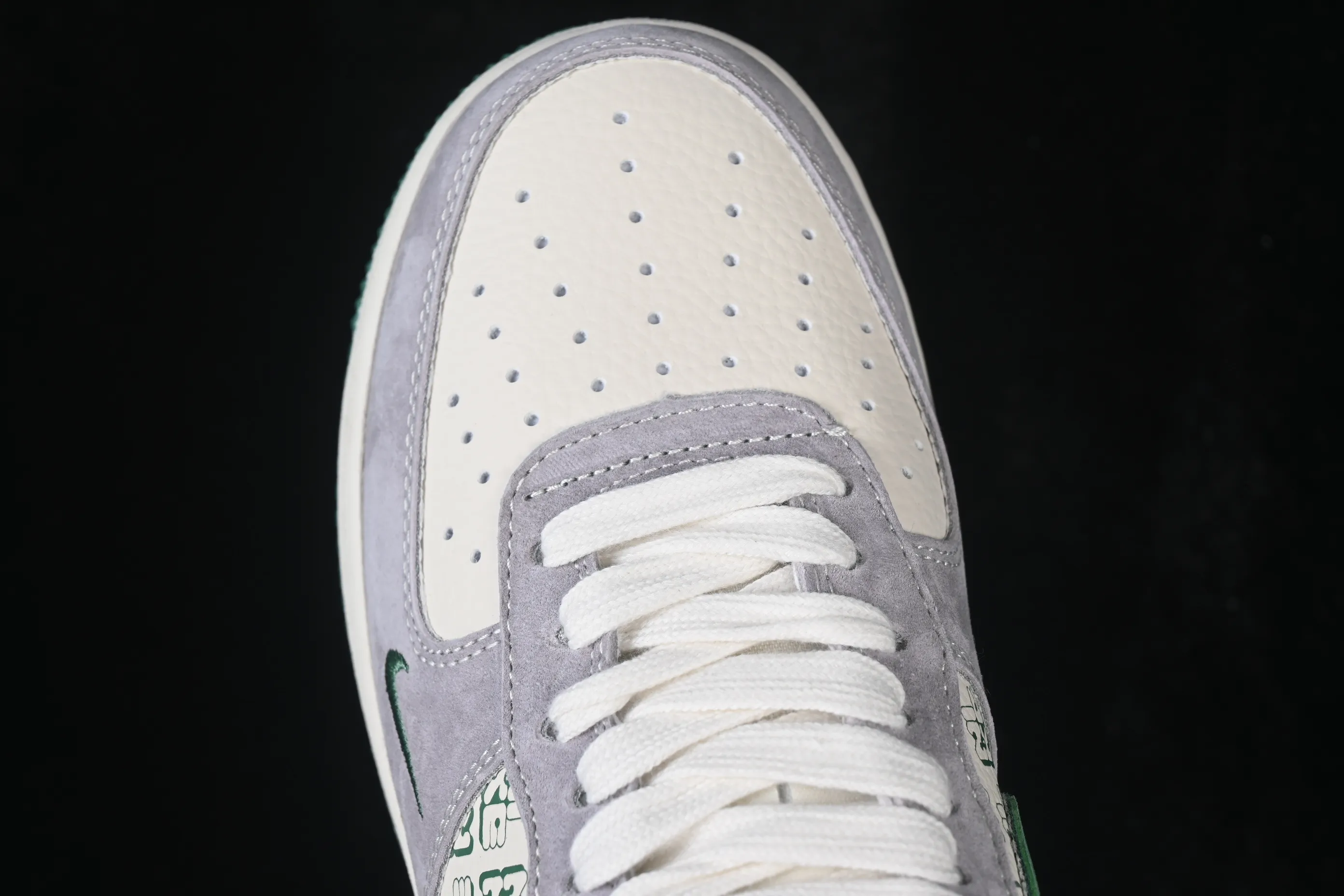 All categories Nk Air Force 1 Air Force series Nk Air Force 1 Low Air Force low-top Nike Air Force 1'07 Low gray and green full print Air Force 1 low-top casual sneakers DW8806-002